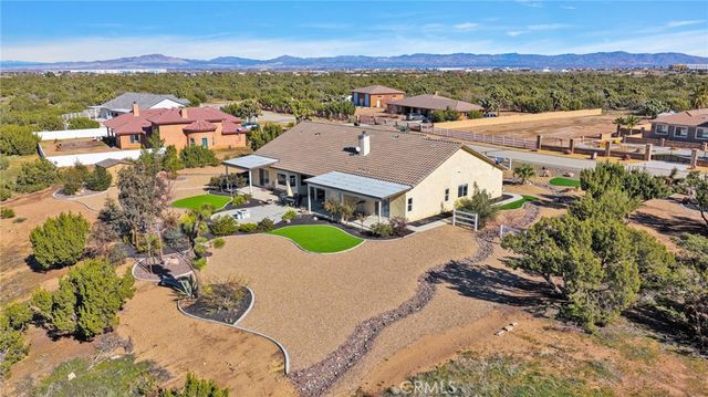 8140 Heartland, Oak Hills, CA 92344