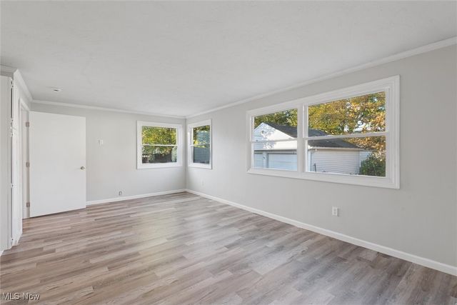 5732 E 141st Street, Maple Heights, OH 44137