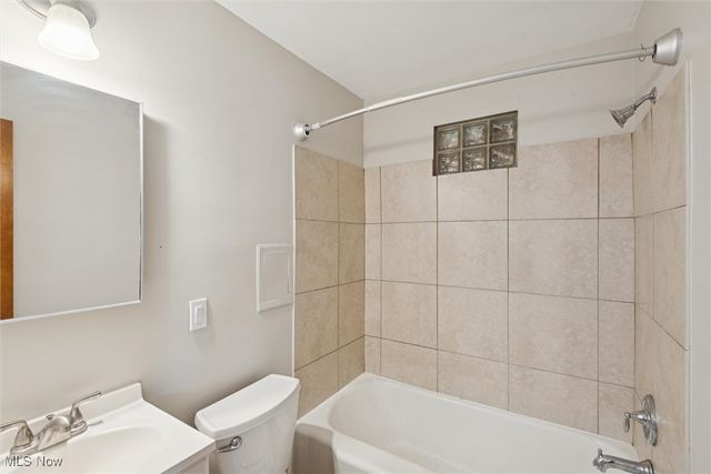 5732 E 141st Street, Maple Heights, OH 44137