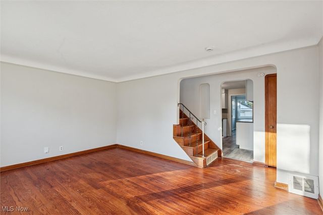 5732 E 141st Street, Maple Heights, OH 44137