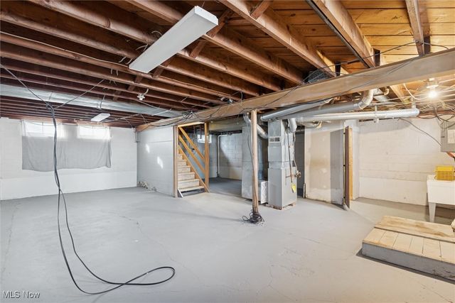 5732 E 141st Street, Maple Heights, OH 44137