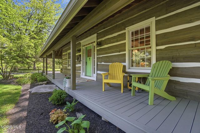 8201 Heller Road, Whitehouse, OH 43571