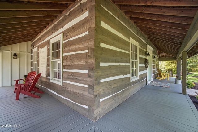 8201 Heller Road, Whitehouse, OH 43571