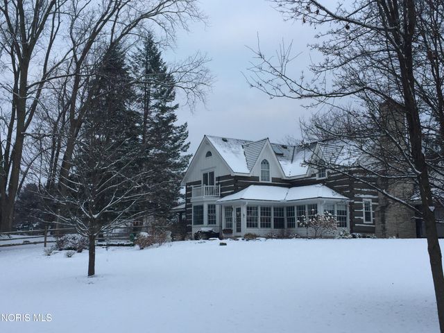 8201 Heller Road, Whitehouse, OH 43571