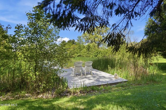 8201 Heller Road, Whitehouse, OH 43571