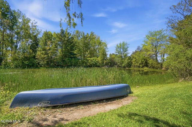 8201 Heller Road, Whitehouse, OH 43571