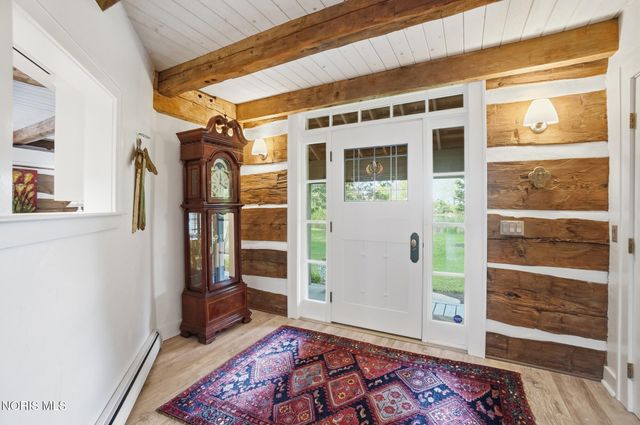 8201 Heller Road, Whitehouse, OH 43571