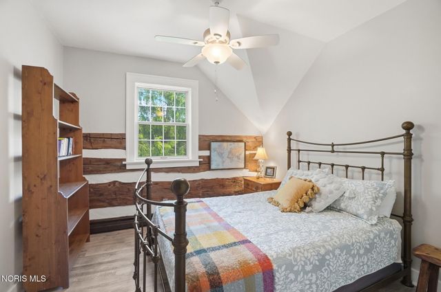 8201 Heller Road, Whitehouse, OH 43571