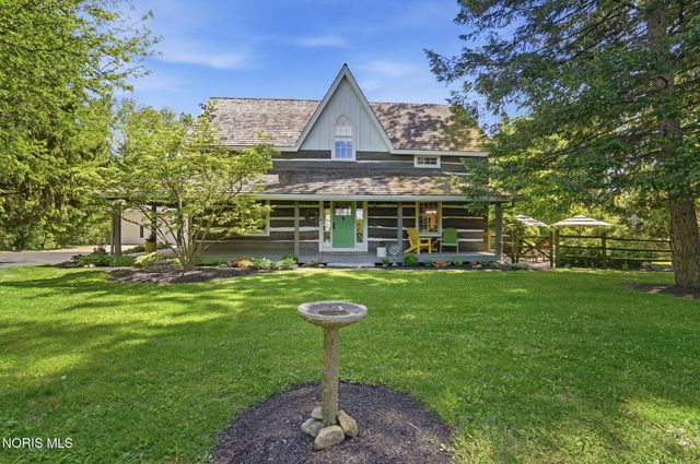 8201 Heller Road, Whitehouse, OH 43571