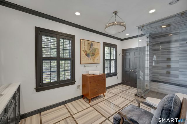 33 Highland Farm Road, Greenwich, CT 06831