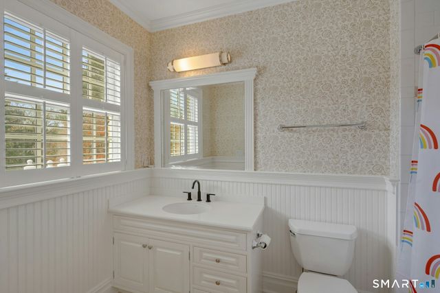 33 Highland Farm Road, Greenwich, CT 06831