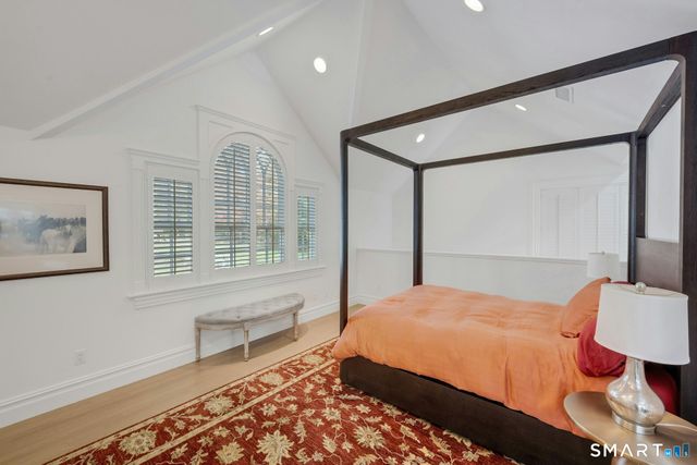 33 Highland Farm Road, Greenwich, CT 06831