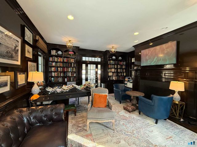 33 Highland Farm Road, Greenwich, CT 06831