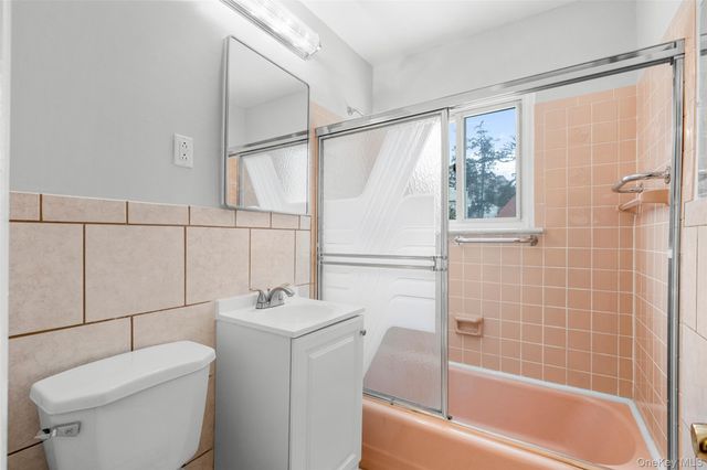 34 Lockwood Avenue, Yonkers, NY 10701