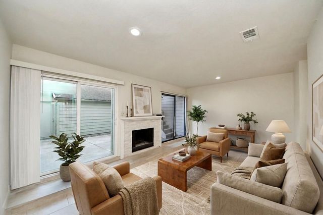 1059 Country Place Dr Drive 1059, Houston, TX 77079