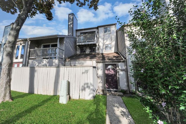 1059 Country Place Dr Drive 1059, Houston, TX 77079