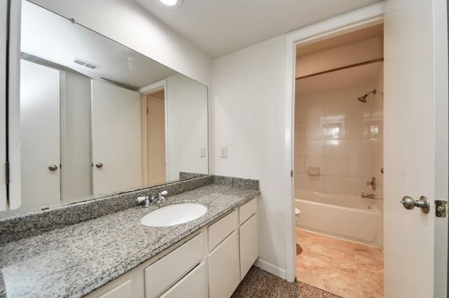 1059 Country Place Dr Drive 1059, Houston, TX 77079