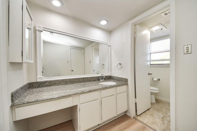 1059 Country Place Dr Drive 1059, Houston, TX 77079
