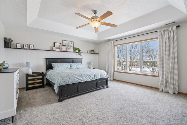 2150 Glen Oaks Drive, Coralville, IA 52241