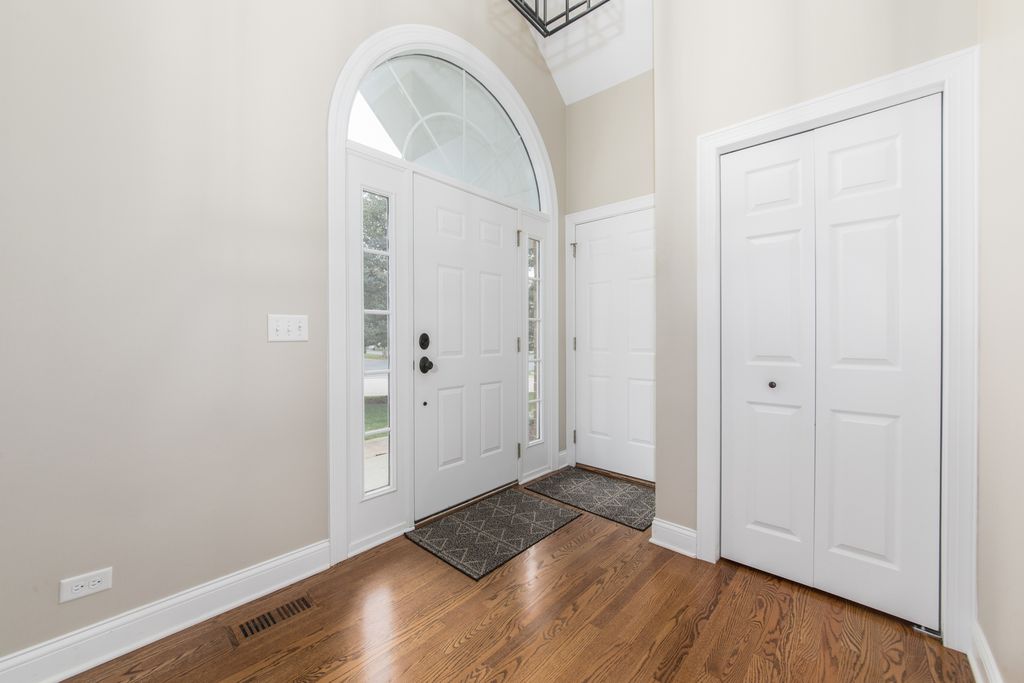 820 Braeman Court, Libertyville, IL 60048 — photo 3