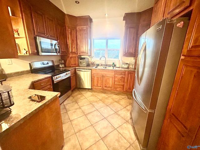 2040 Gowens Road, Gadsden, AL 35903