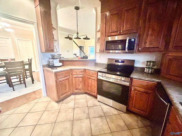 2040 Gowens Road, Gadsden, AL 35903