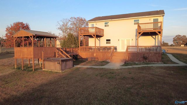 2040 Gowens Road, Gadsden, AL 35903