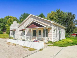 102 W Boone Street, Ash Grove, MO 65604
