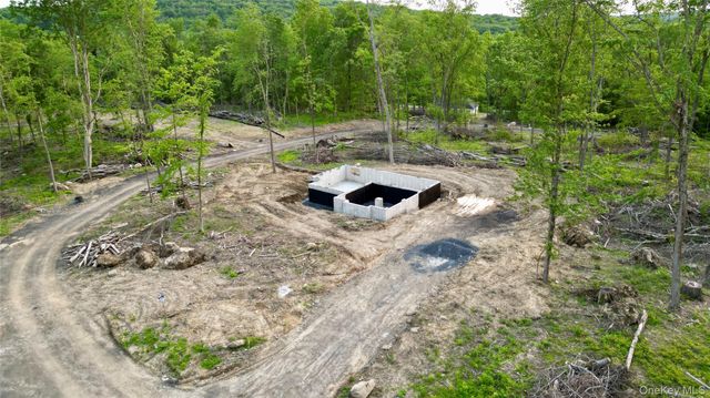 20 Wells Road, Newburgh, NY 12550