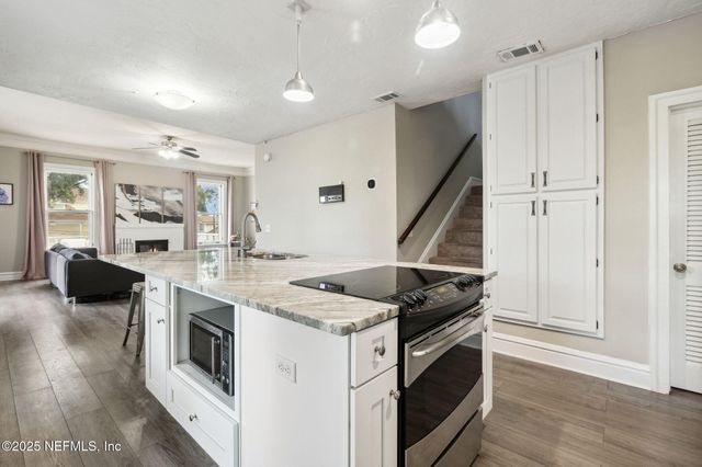 1636 KING Street, 3, Jacksonville, FL 32204