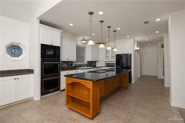 3445 E Country Club Drive N, Edinburg, TX 78542