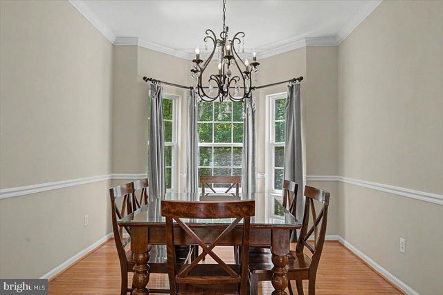 6 STIRLING DR, Newark, DE 19702
