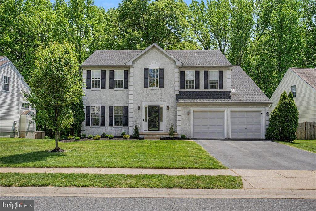 6 STIRLING DR, Newark, DE 19702