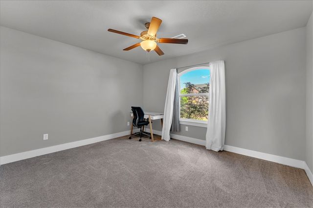 307 N Tacoma Street, Farmington, AR 72730