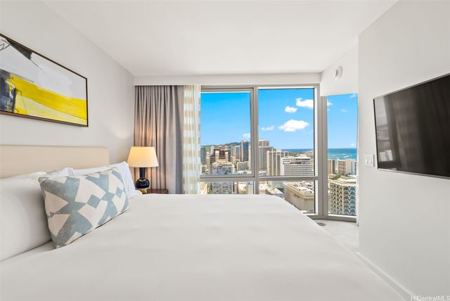 2139 Kuhio Avenue 3007, Honolulu, HI 96815