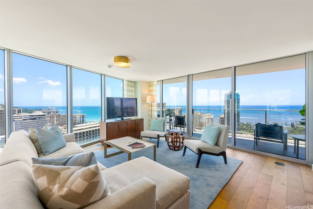 2139 Kuhio Avenue 3007, Honolulu, HI 96815