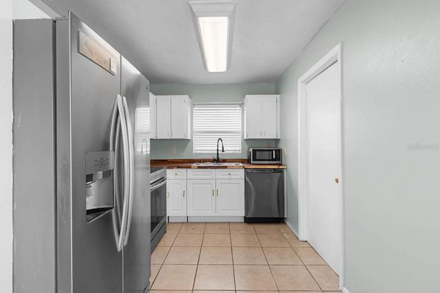 1424 VINETREE DRIVE, Brandon, FL 33510