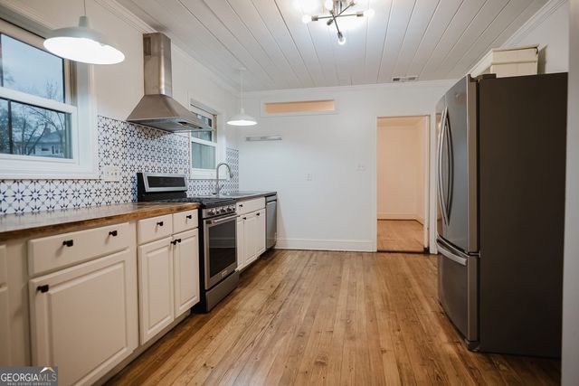 114 Stafford Avenue, Barnesville, GA 30204