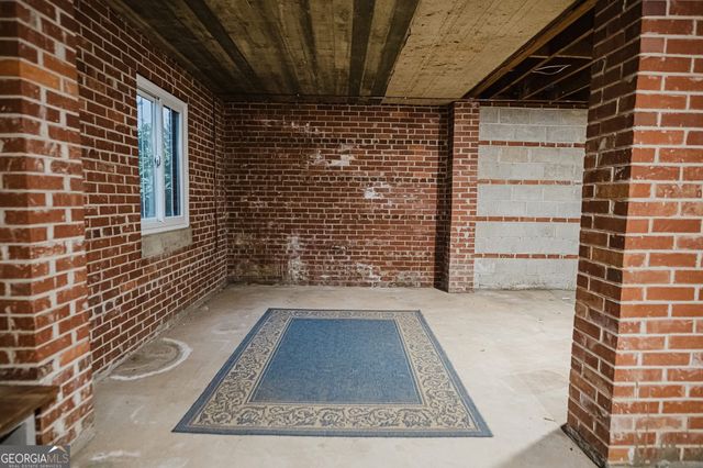 114 Stafford Avenue, Barnesville, GA 30204