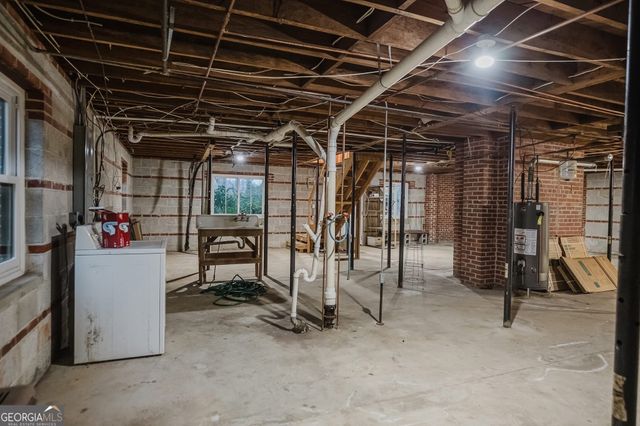 114 Stafford Avenue, Barnesville, GA 30204