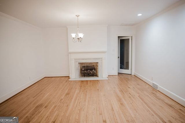 114 Stafford Avenue, Barnesville, GA 30204