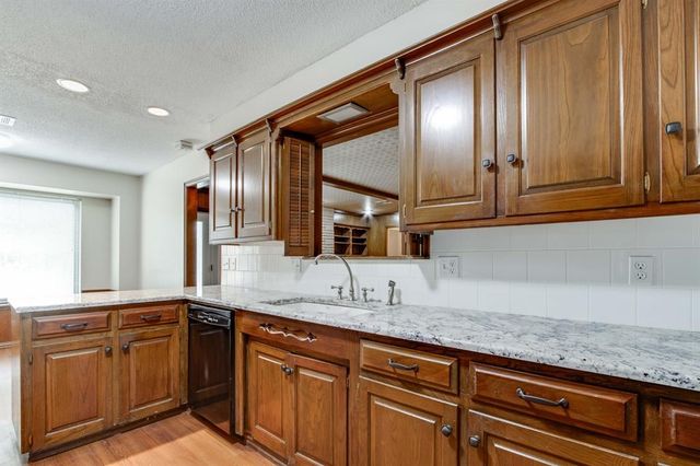 2325 NW 112th Terrace, Oklahoma City, OK 73120