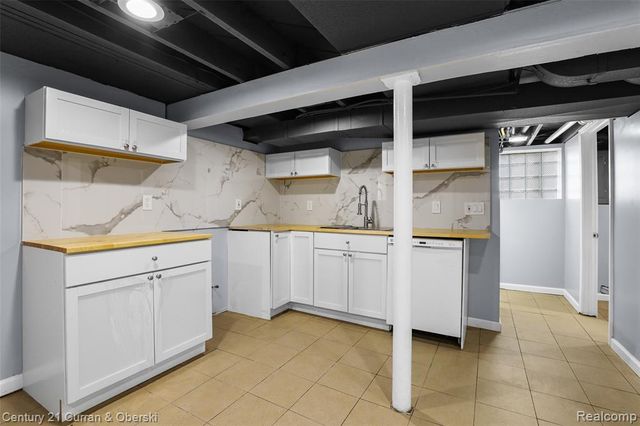 6401 Payne Avenue, Dearborn, MI 48126