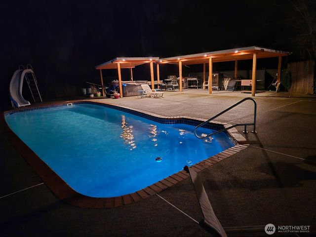 811 121st E, Tacoma, WA 98445