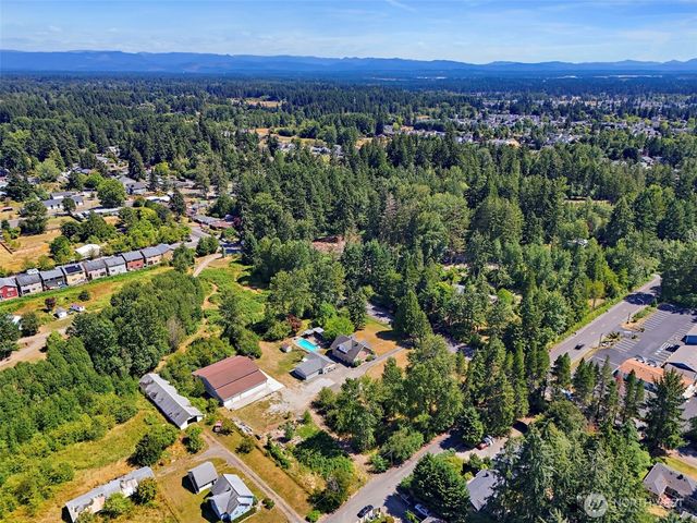 811 121st E, Tacoma, WA 98445
