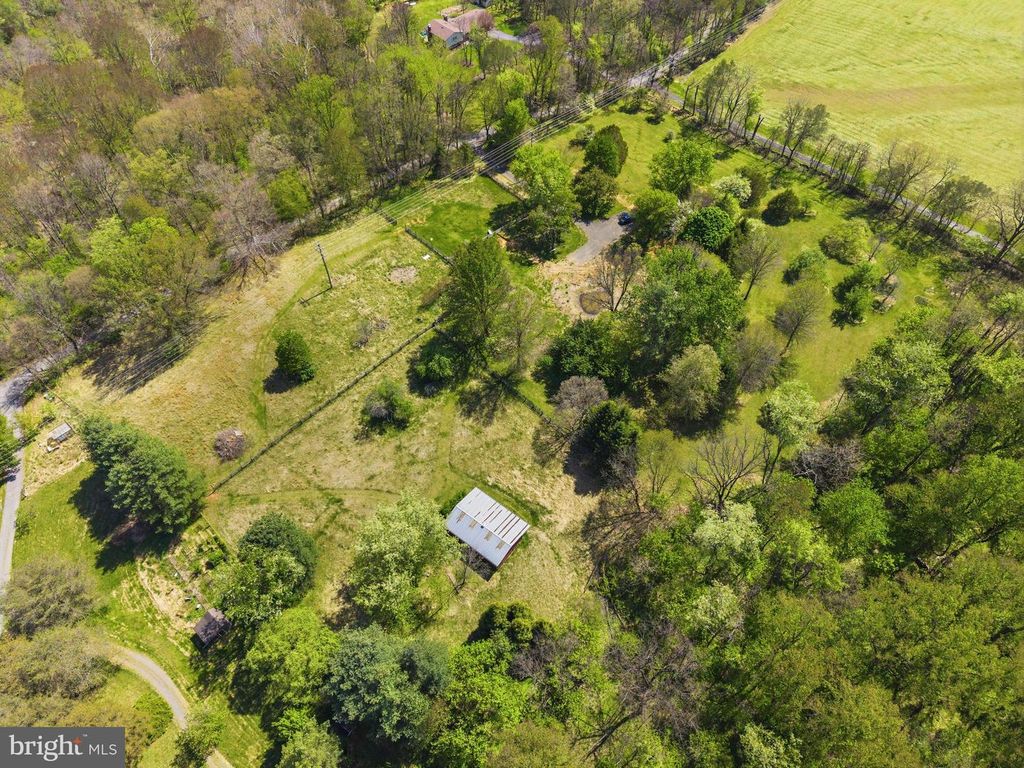 13121 ORRISON RD, Lovettsville, VA 20180