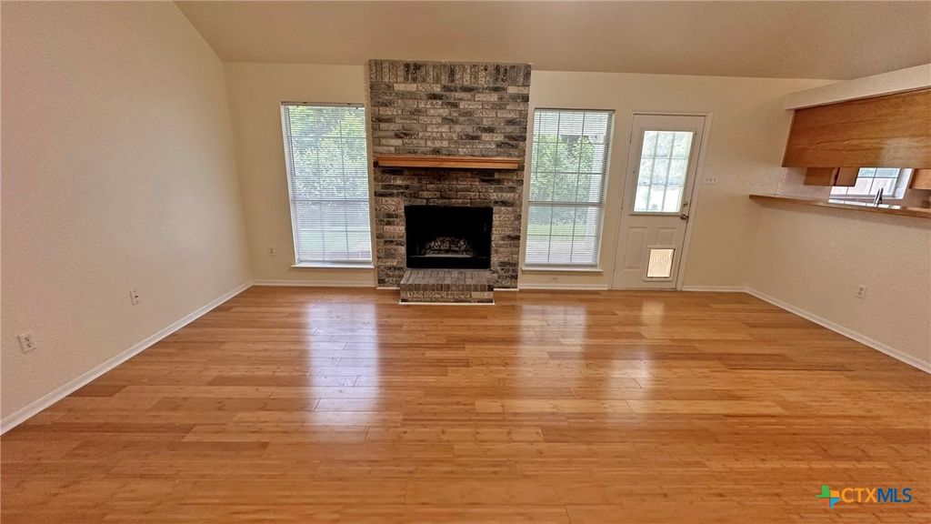 Image 10 of property listing at 2005 Mattie Drive, Copperas Cove, TX 76522