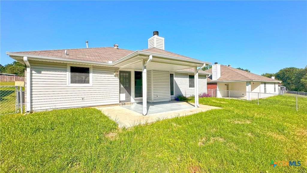 Image 26 of property listing at 2005 Mattie Drive, Copperas Cove, TX 76522