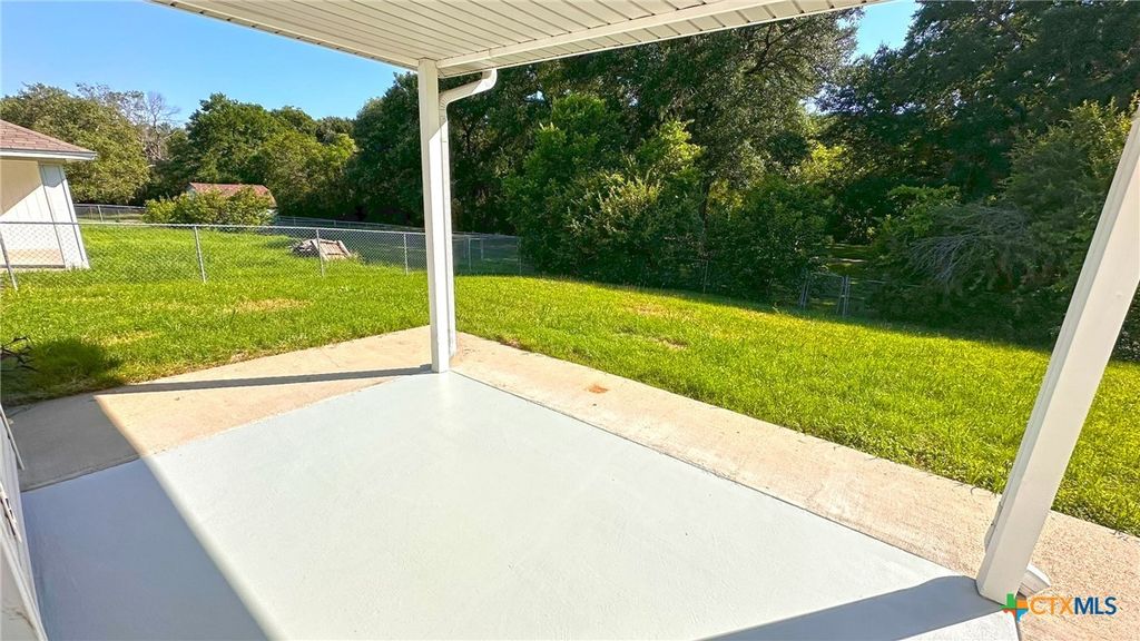 Image 33 of property listing at 2005 Mattie Drive, Copperas Cove, TX 76522