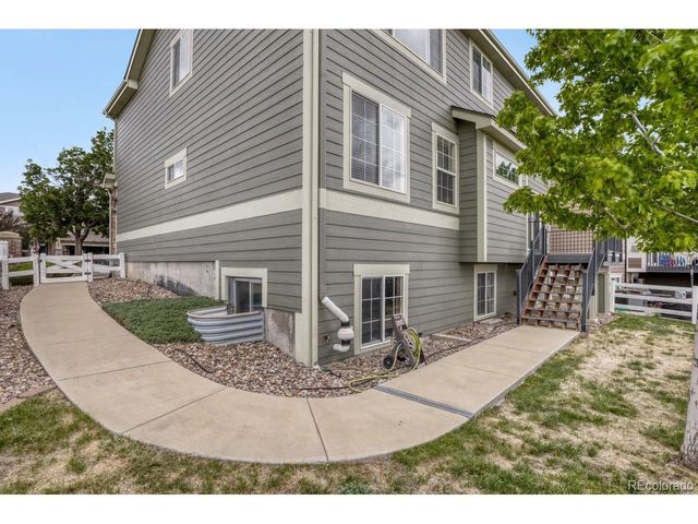1542 S Haleyville St, Aurora, CO 80018